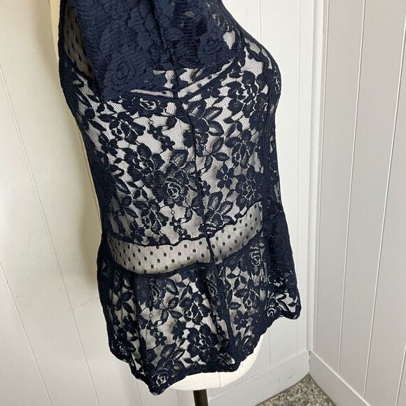 Brand New Hollister Women's XS Black Lace 3/4 Sleeve Shirt Top Sheer - Picture 7 of 16